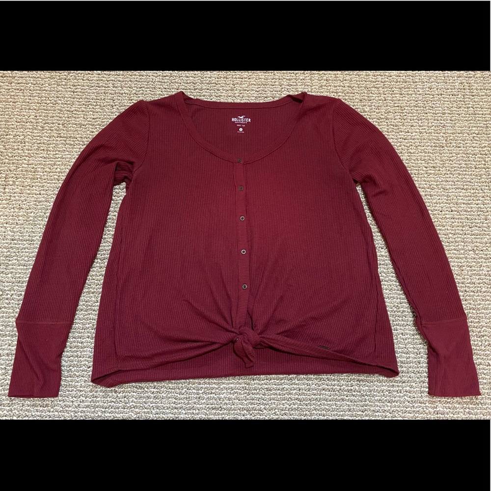 LEAVING!! Hollister maroon shirt